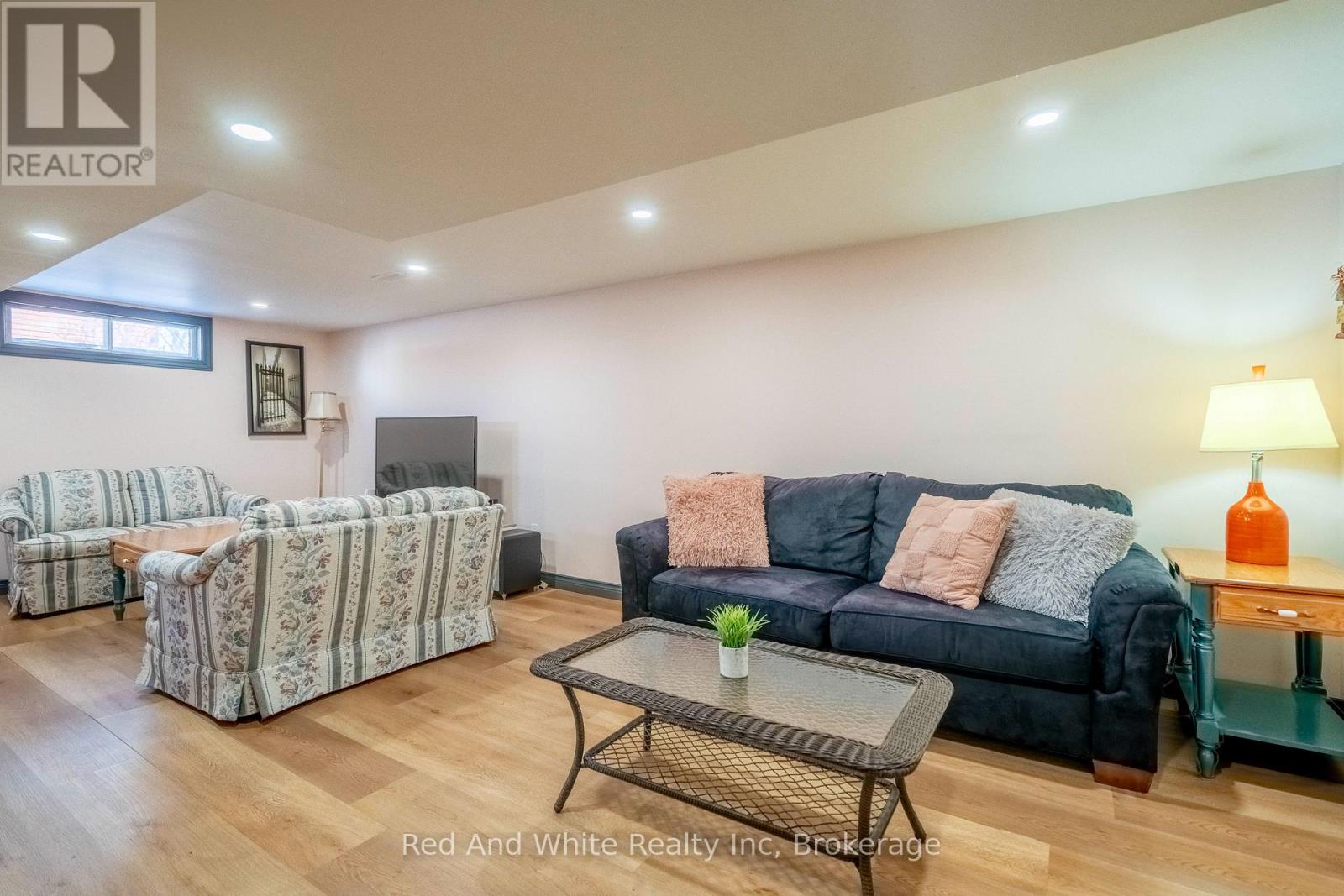 1034 Winterhalt Avenue, Cambridge, Ontario  N3H 4J9 - Photo 25 - X13040052