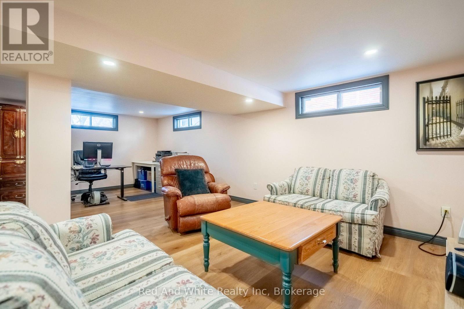 1034 Winterhalt Avenue, Cambridge, Ontario  N3H 4J9 - Photo 30 - X13040052