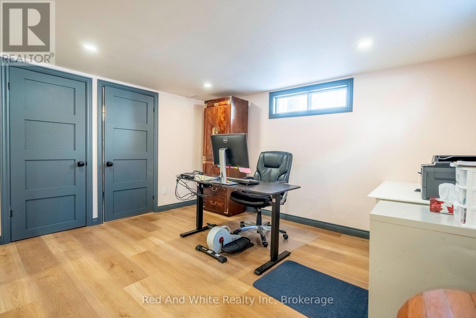 1034 Winterhalt Avenue, Cambridge, Ontario  N3H 4J9 - Photo 33 - X13040052