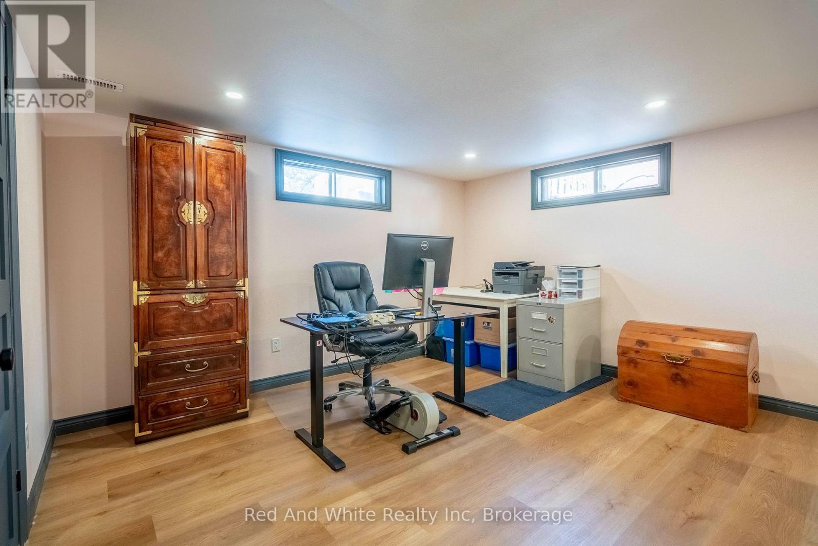 1034 Winterhalt Avenue, Cambridge, Ontario  N3H 4J9 - Photo 34 - X13040052