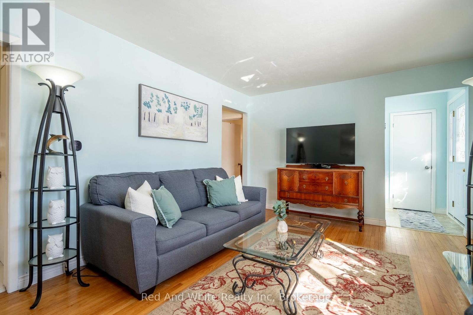 1034 Winterhalt Avenue, Cambridge, Ontario  N3H 4J9 - Photo 6 - X13040052