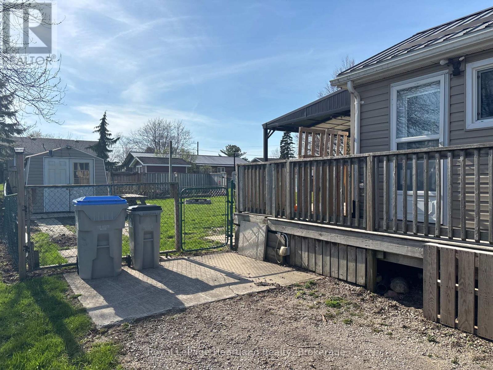 38 Goshen Street S, Bluewater, Ontario  N0M 2T0 - Photo 10 - X13040128