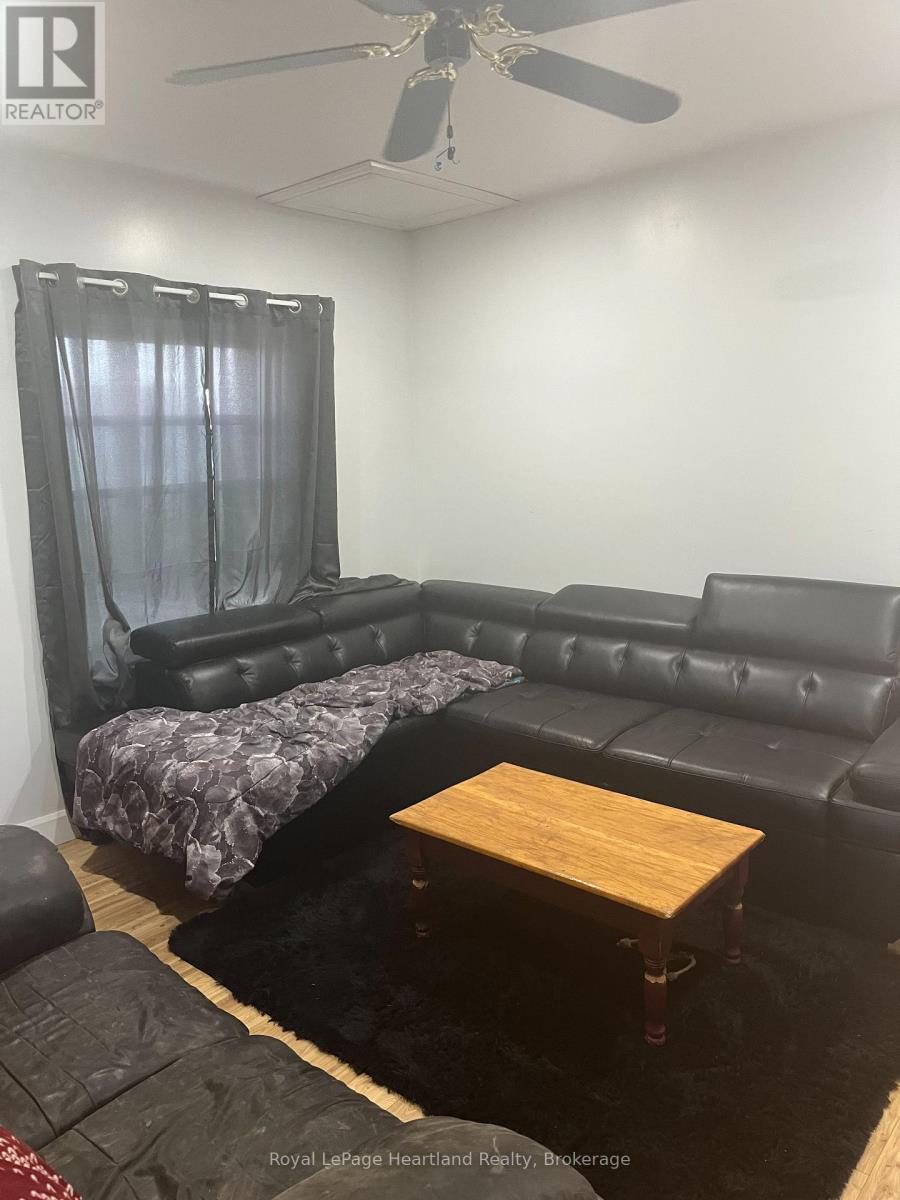 38 Goshen Street S, Bluewater, Ontario  N0M 2T0 - Photo 4 - X13040128