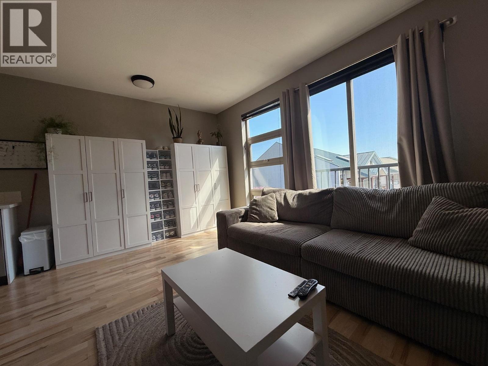 206 5604 Inlet Avenue, Sechelt, British Columbia  V7Z 0H7 - Photo 11 - R3115458