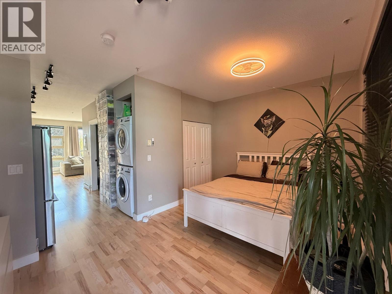 206 5604 Inlet Avenue, Sechelt, British Columbia  V7Z 0H7 - Photo 6 - R3115458