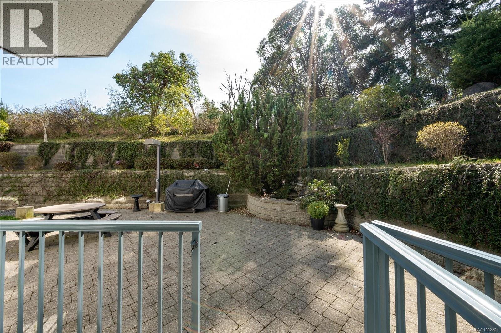 311 1633 Dufferin Cres, Nanaimo, British Columbia  V9S 5T4 - Photo 41 - 1032221