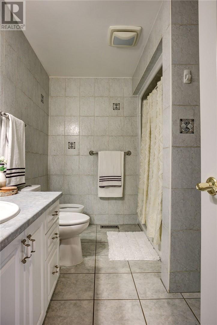 1326 Attlee Avenue, Sudbury, Ontario  P3A 6A4 - Photo 10 - 2127304