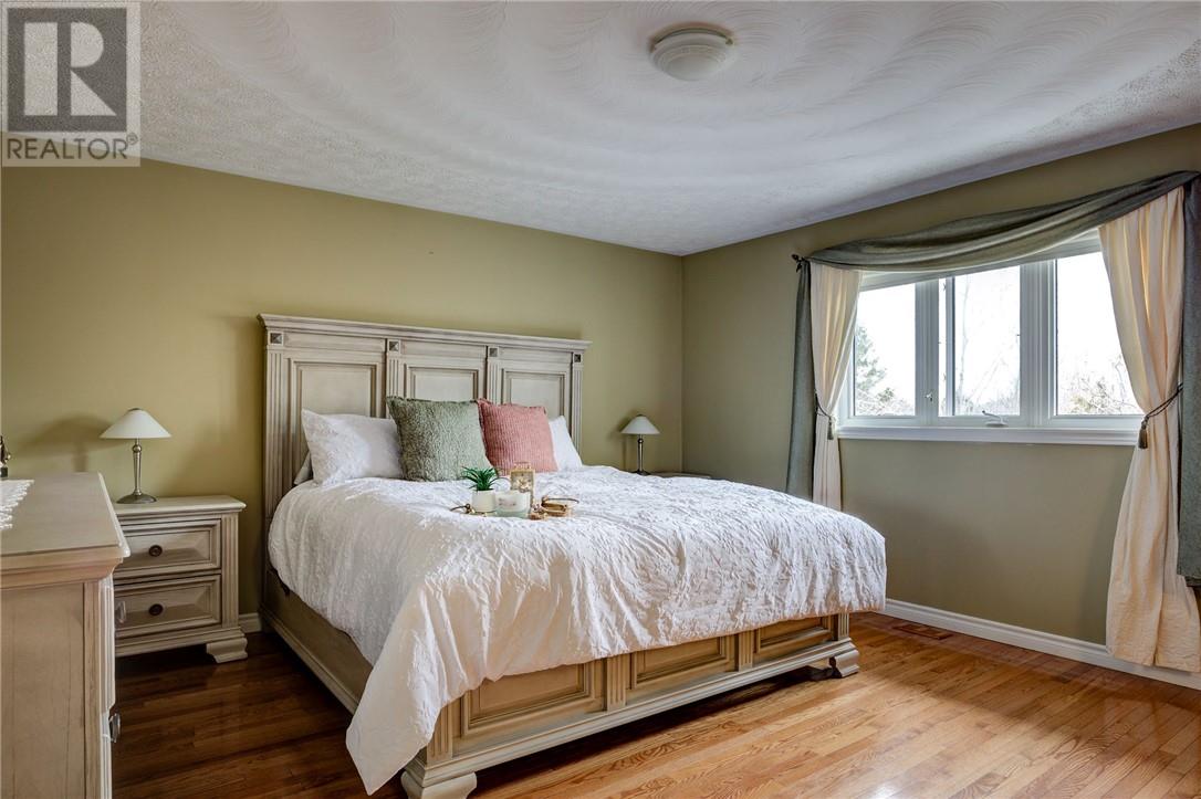 1326 Attlee Avenue, Sudbury, Ontario  P3A 6A4 - Photo 11 - 2127304