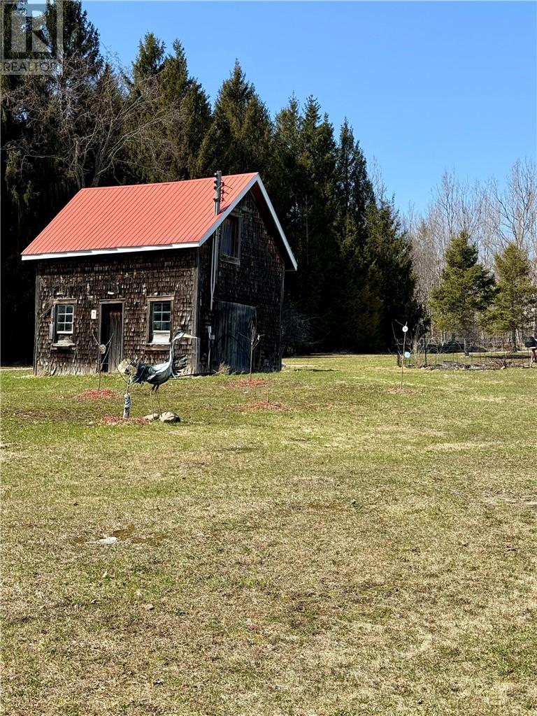 50 Scotts Bluff, Evansville, Ontario  P0P 1E0 - Photo 30 - 2127278