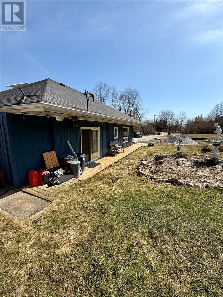 50 Scotts Bluff, Evansville, Ontario  P0P 1E0 - Photo 7 - 2127278