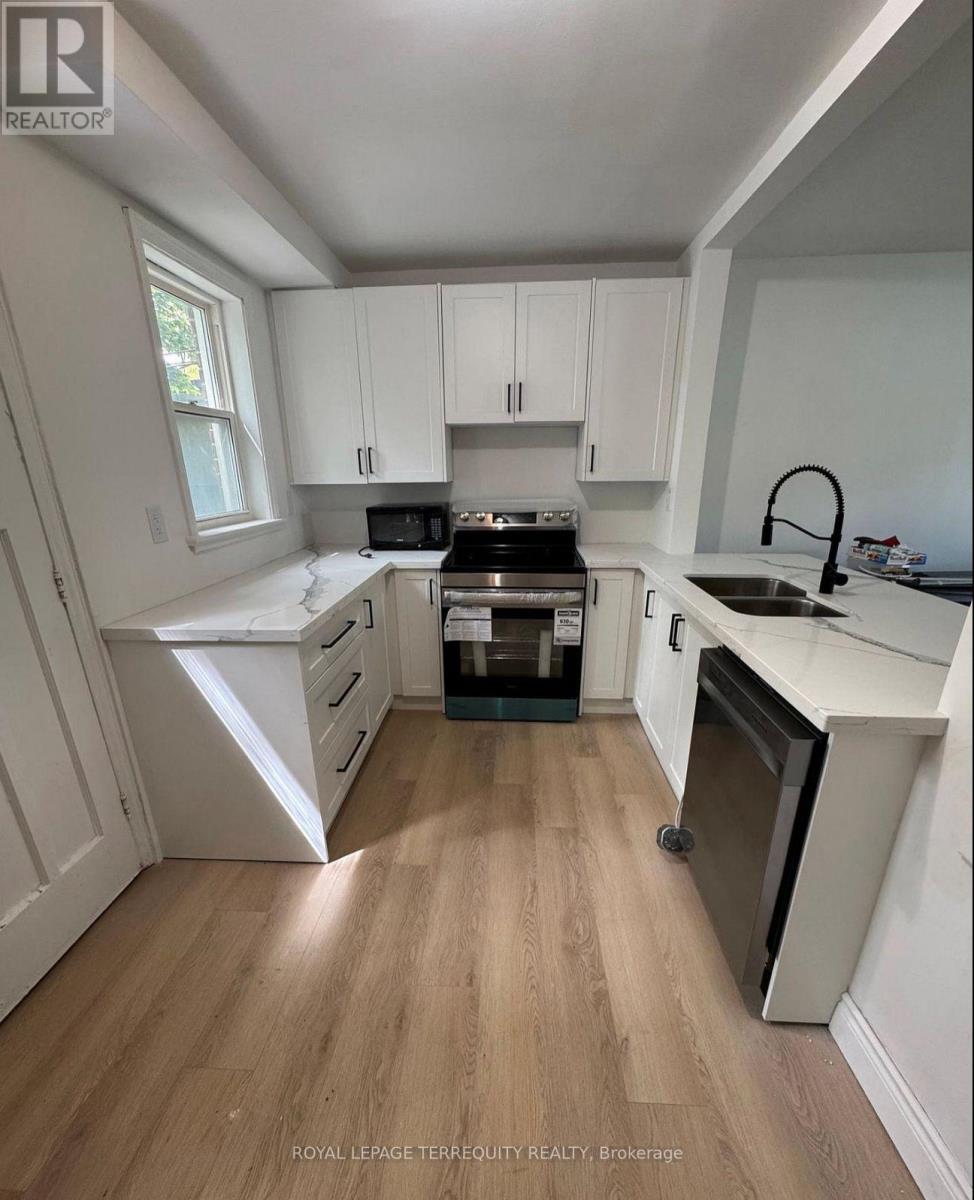 191 FINCH AVENUE W, Toronto, Ontario