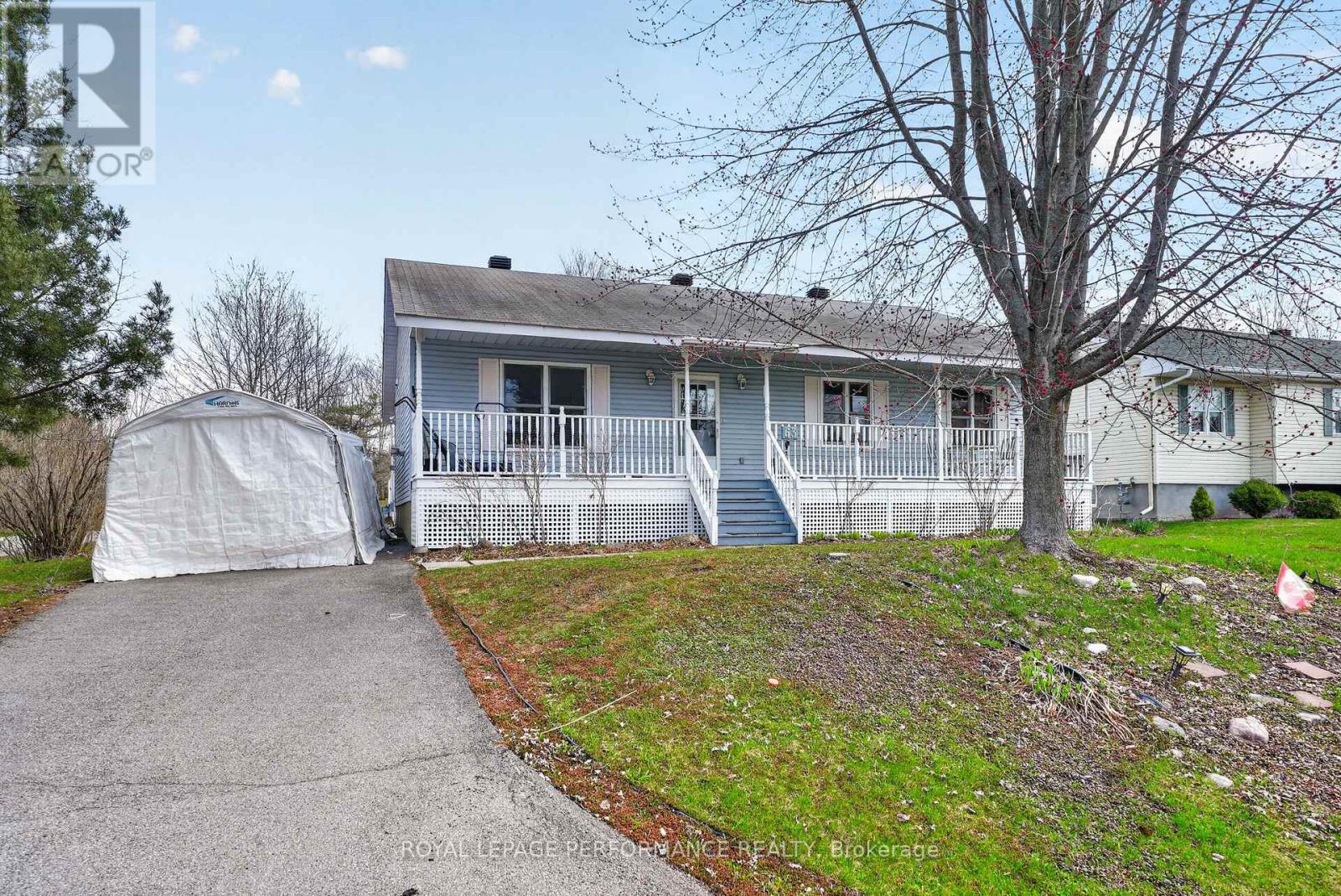 63 Columbia Avenue, South Stormont, Ontario  K0C 1P0 - Photo 1 - X13040082