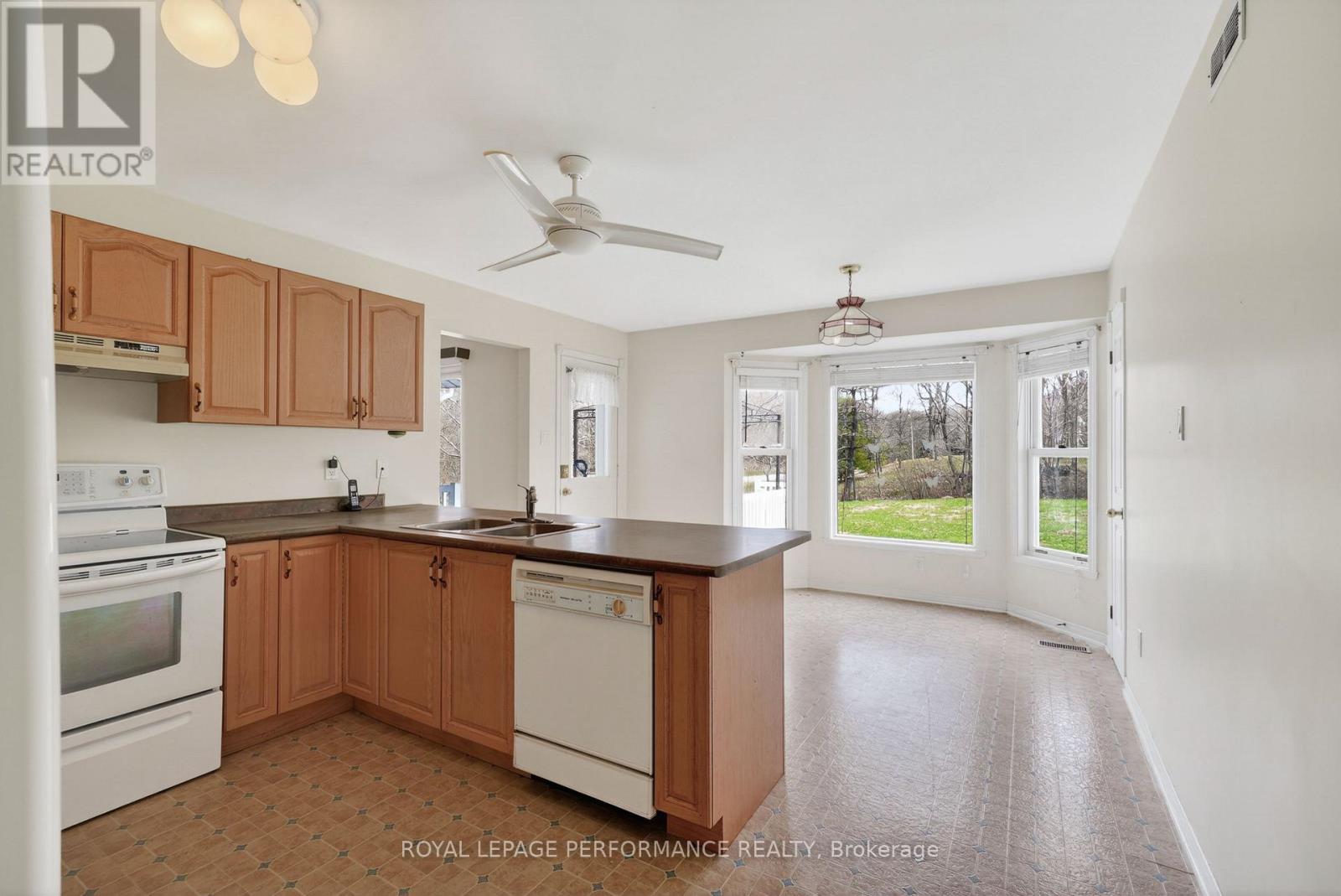 63 Columbia Avenue, South Stormont, Ontario  K0C 1P0 - Photo 11 - X13040082