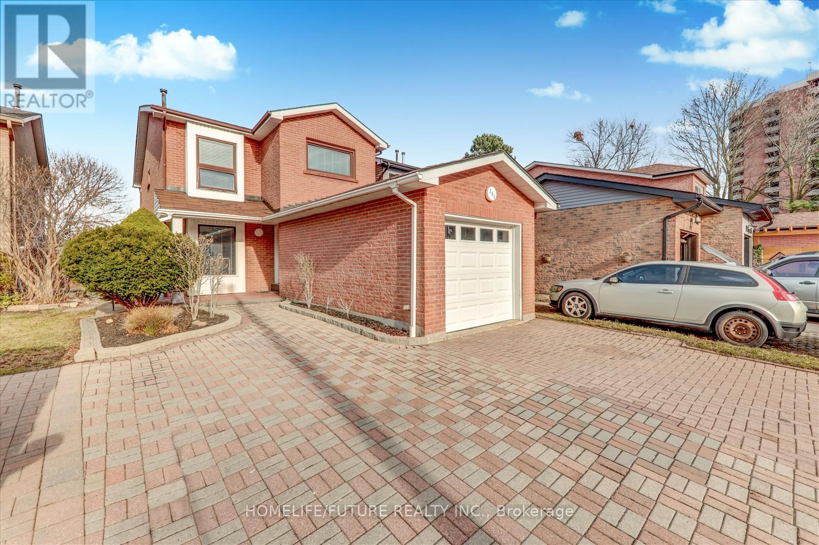 290 Braymore Boulevard, Toronto, Ontario  M1B 2H4 - Photo 4 - E13040018