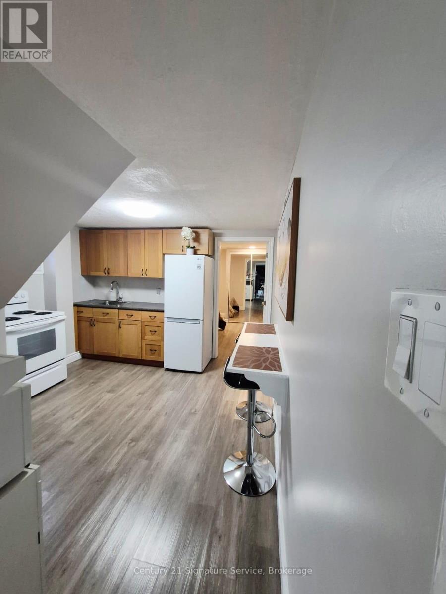 756 Breezy Drive, Pickering, Ontario  L1W 2X7 - Photo 22 - E13040040