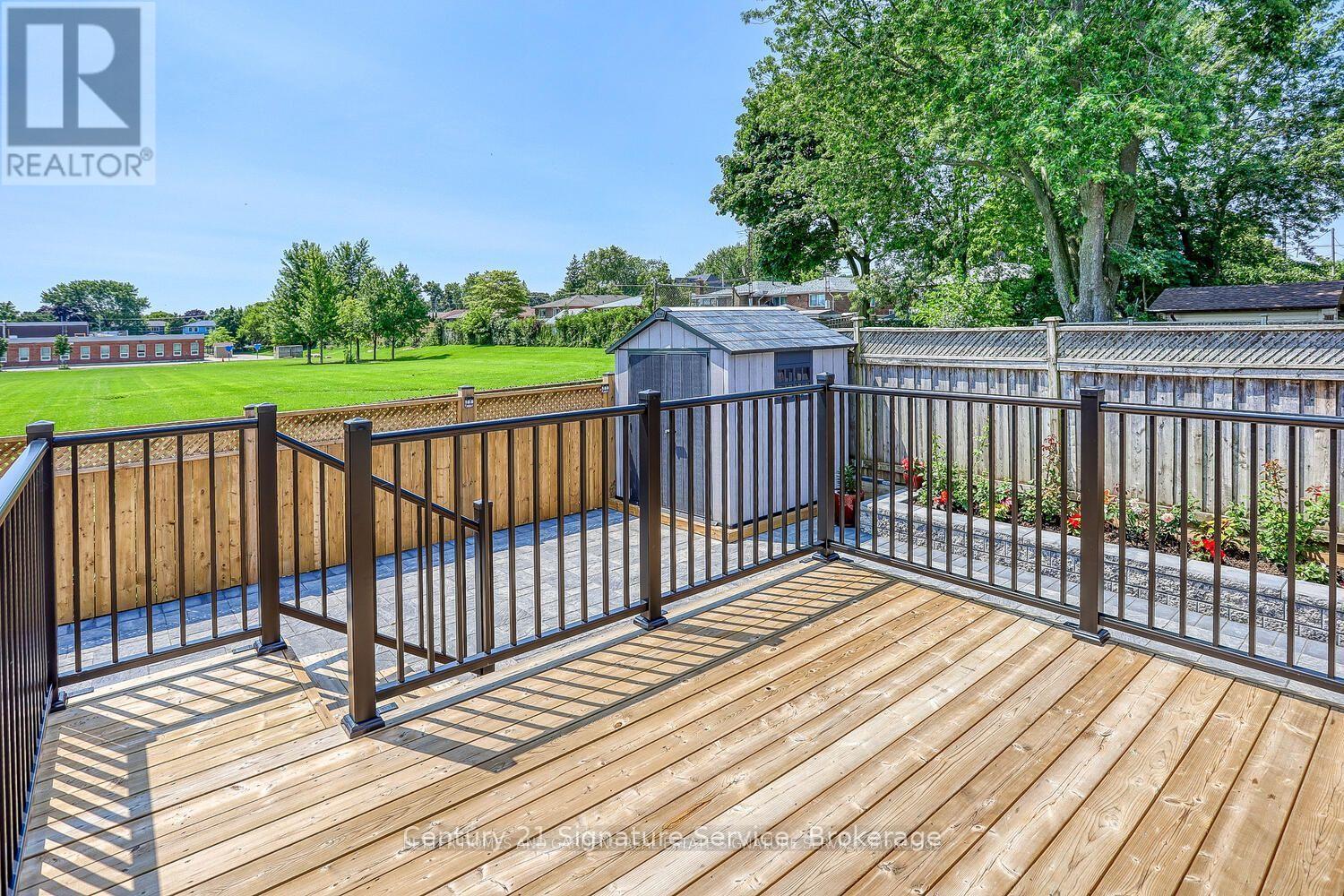 756 Breezy Drive, Pickering, Ontario  L1W 2X7 - Photo 28 - E13040040