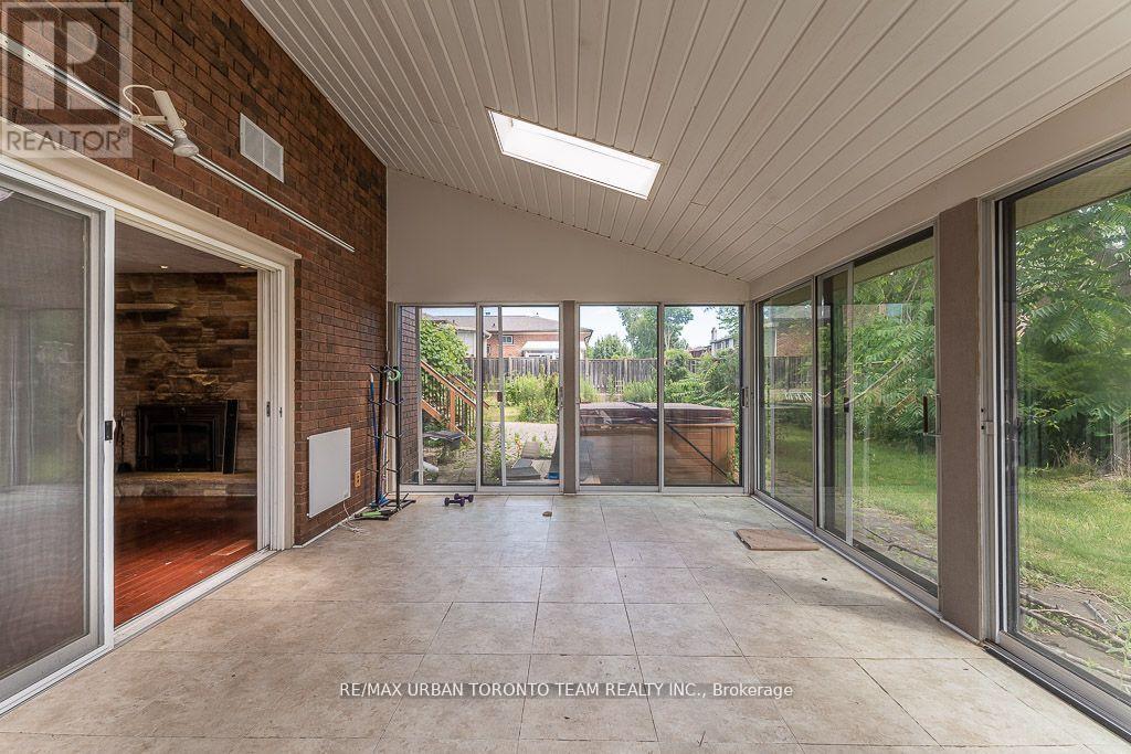 35 Brumwell Street, Toronto, Ontario  M1C 2K7 - Photo 17 - E13040162