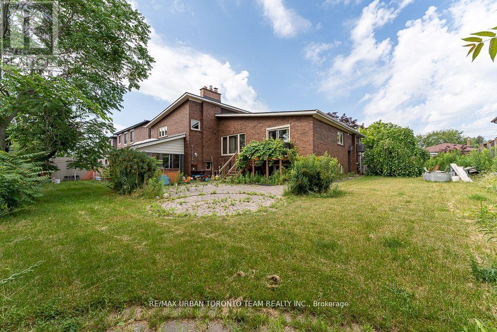 35 Brumwell Street, Toronto, Ontario  M1C 2K7 - Photo 41 - E13040162