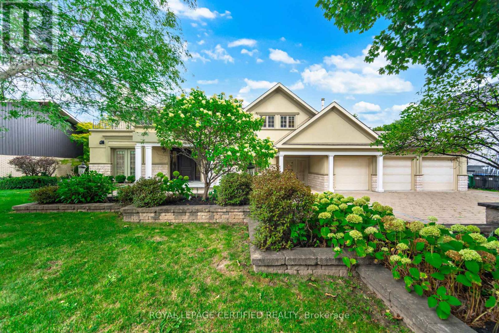 2197 COURRIER LANE, Mississauga, Ontario