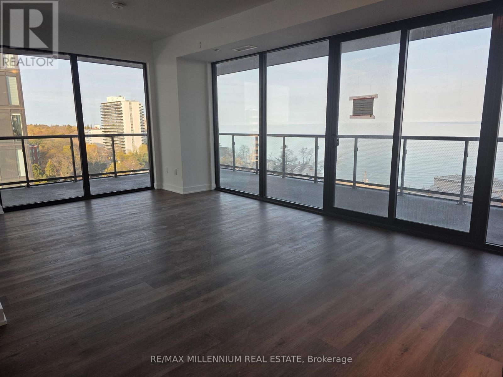 704 - 2075 LAKESHORE ROAD, Burlington, Ontario