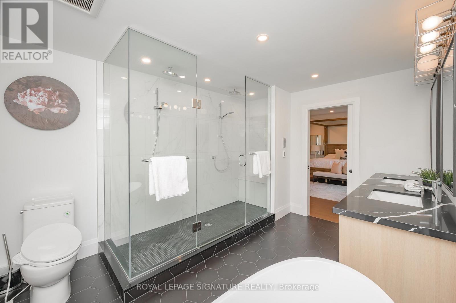 2324 Hilltop Lane, Oakville, Ontario  L6M 3M8 - Photo 20 - W13035778