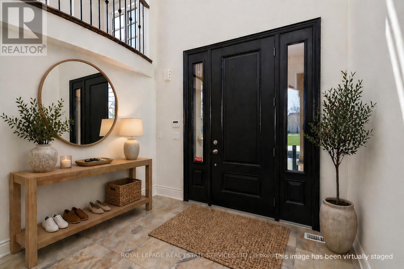 257 Hanover Street, Oakville, Ontario  L6K 0H3 - Photo 4 - W13038368