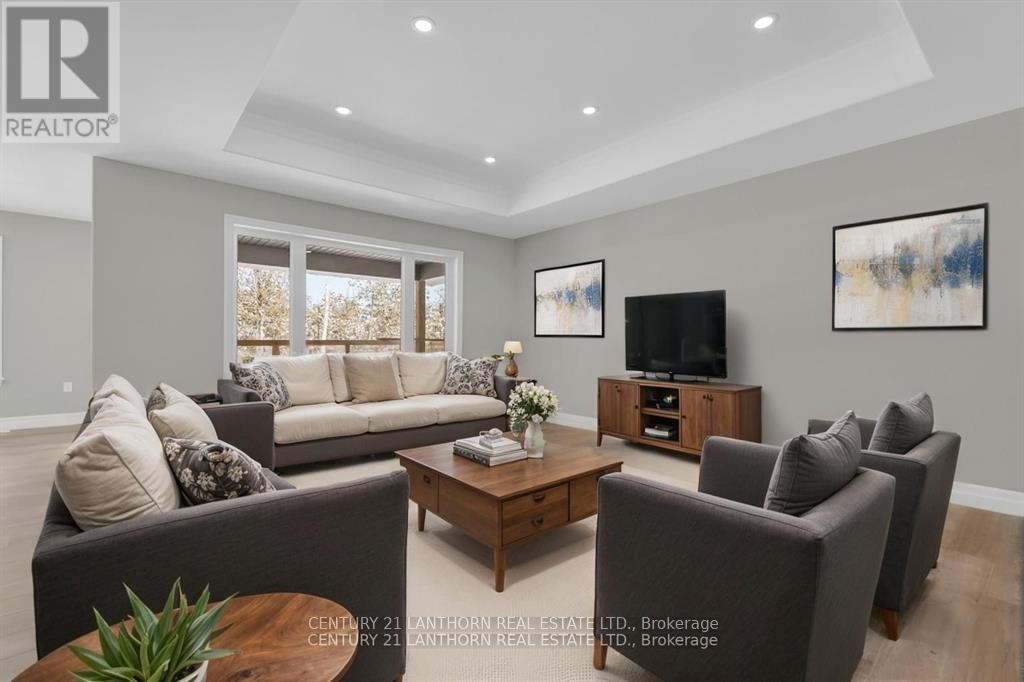 1039 Crookston Road, Centre Hastings, Ontario  K0K 2K0 - Photo 5 - X12978758