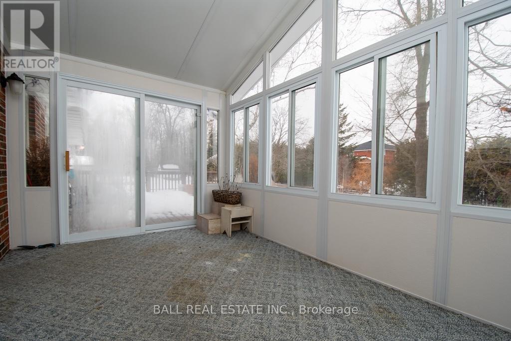 1684 Sherbrooke Street, Peterborough, Ontario  K9J 6X4 - Photo 11 - X12434530