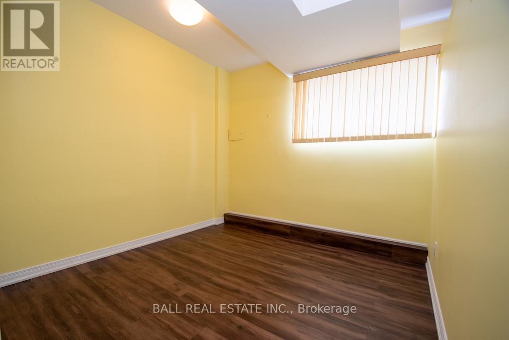 1684 Sherbrooke Street, Peterborough, Ontario  K9J 6X4 - Photo 36 - X12434530