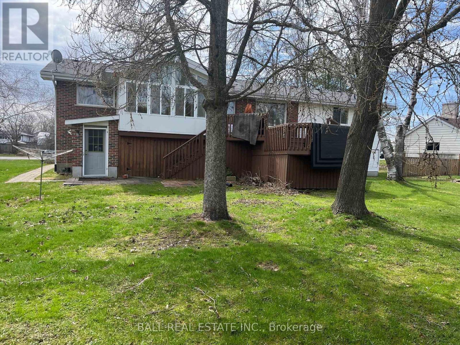 1684 Sherbrooke Street, Peterborough, Ontario  K9J 6X4 - Photo 46 - X12434530