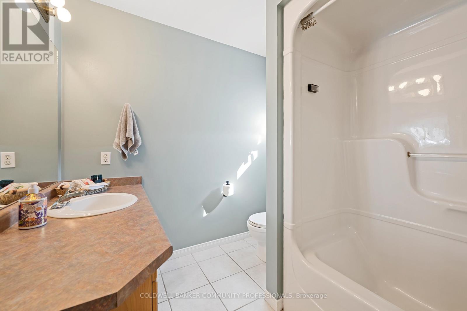 77 Morgan Drive, Haldimand, Ontario  N3W 2L6 - Photo 25 - X12853388