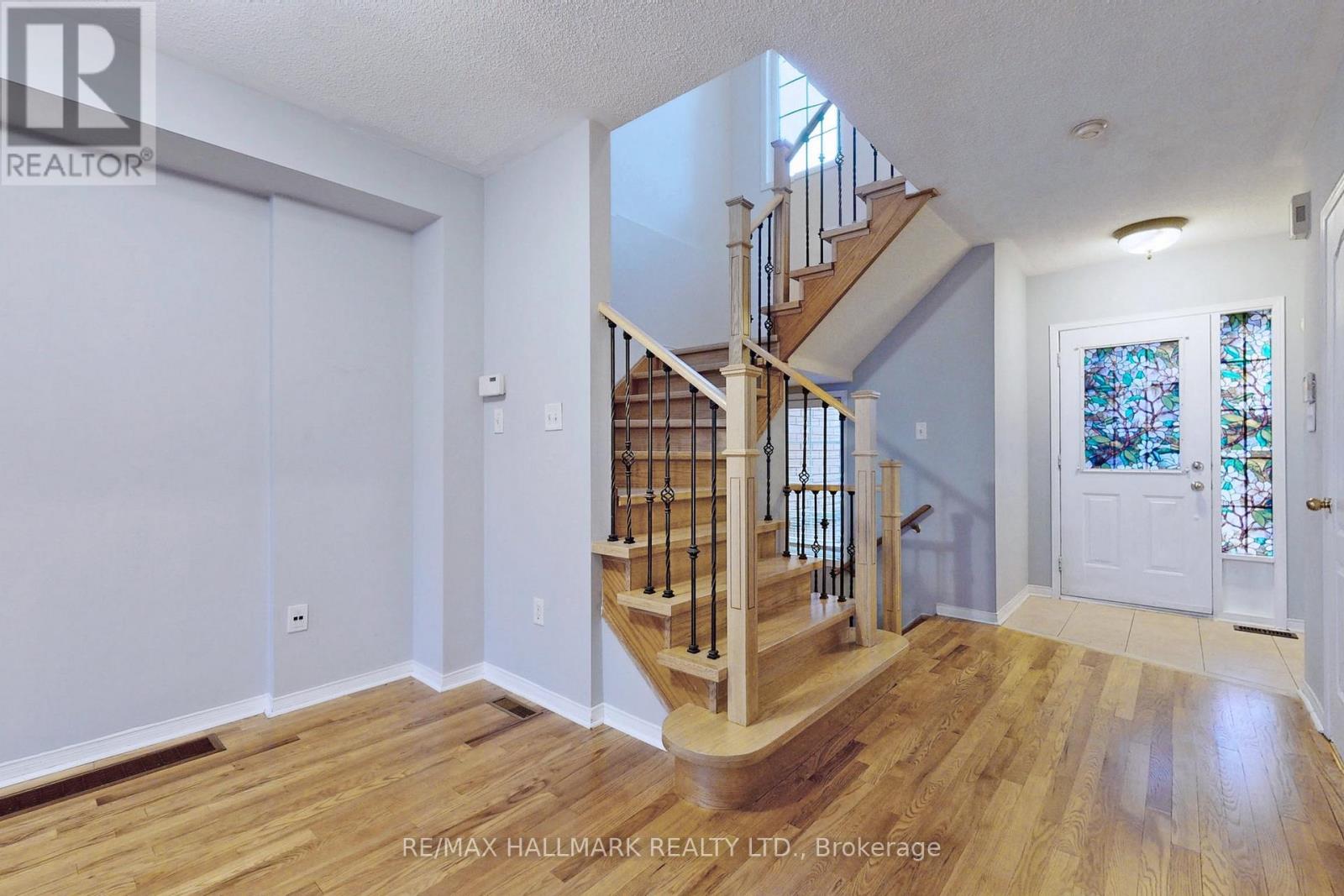 55 Walkview Crescent, Richmond Hill, Ontario  L4E 4H6 - Photo 23 - N13040048