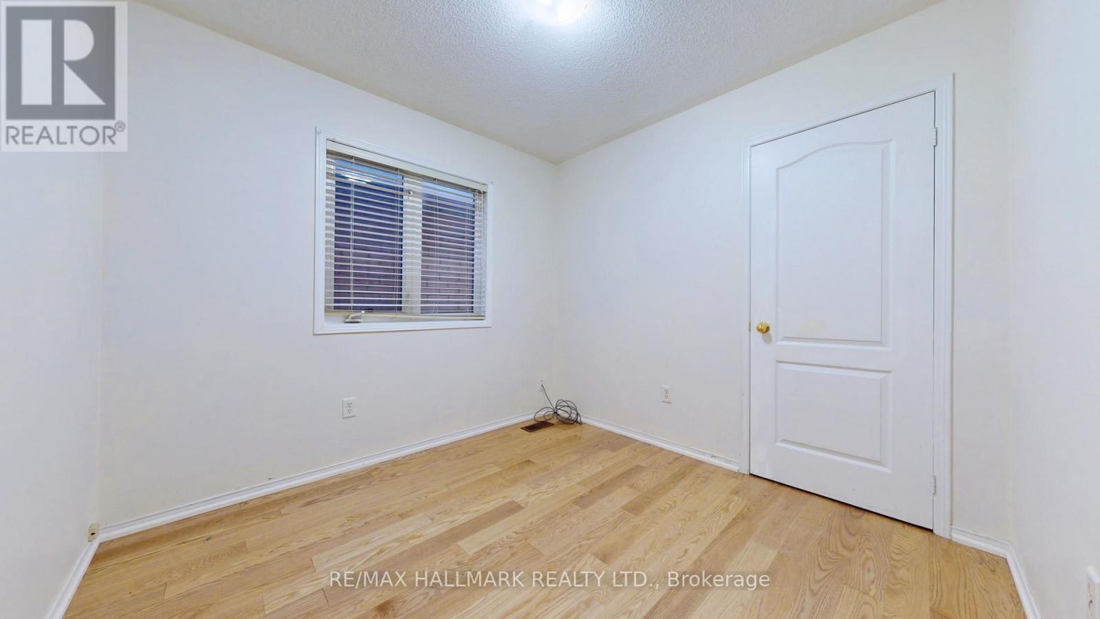 55 Walkview Crescent, Richmond Hill, Ontario  L4E 4H6 - Photo 9 - N13040048