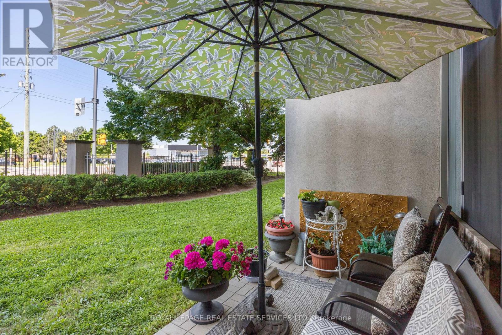 101 - 9 Northern Heights Drive, Richmond Hill, Ontario  L4B 4M5 - Photo 12 - N13040068