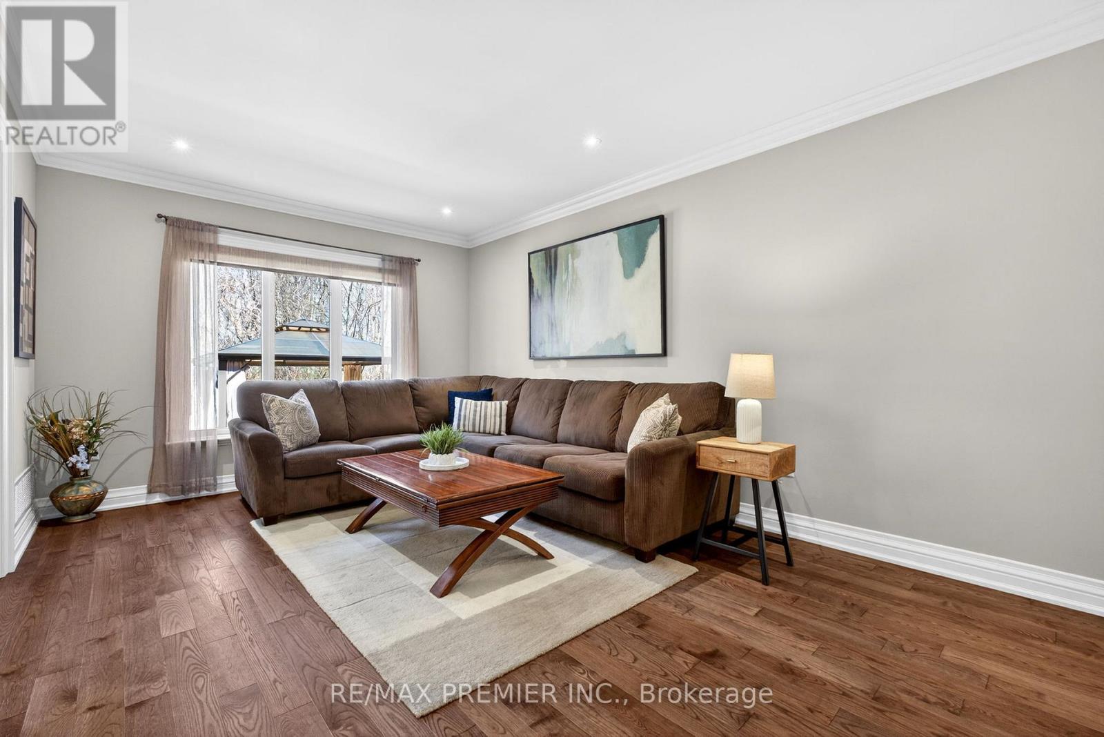 38 Helmsdale Avenue, Vaughan (Maple), Ontario  L6A 2G5 - Photo 12 - N13040136