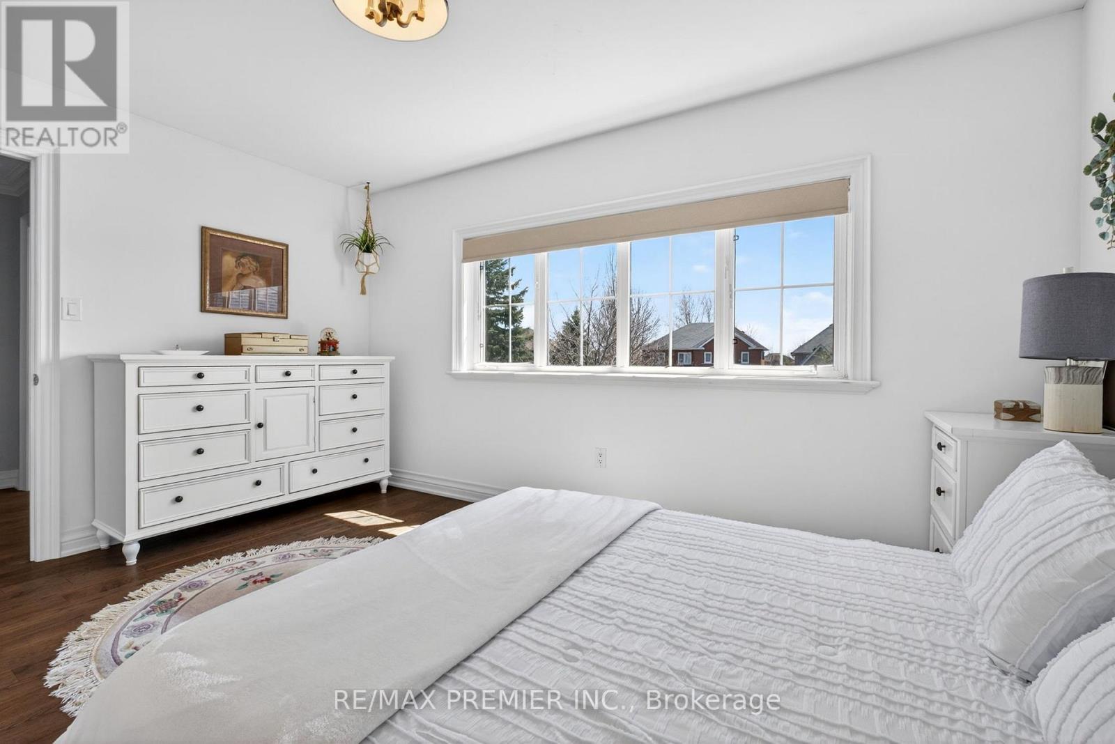 38 Helmsdale Avenue, Vaughan (Maple), Ontario  L6A 2G5 - Photo 32 - N13040136