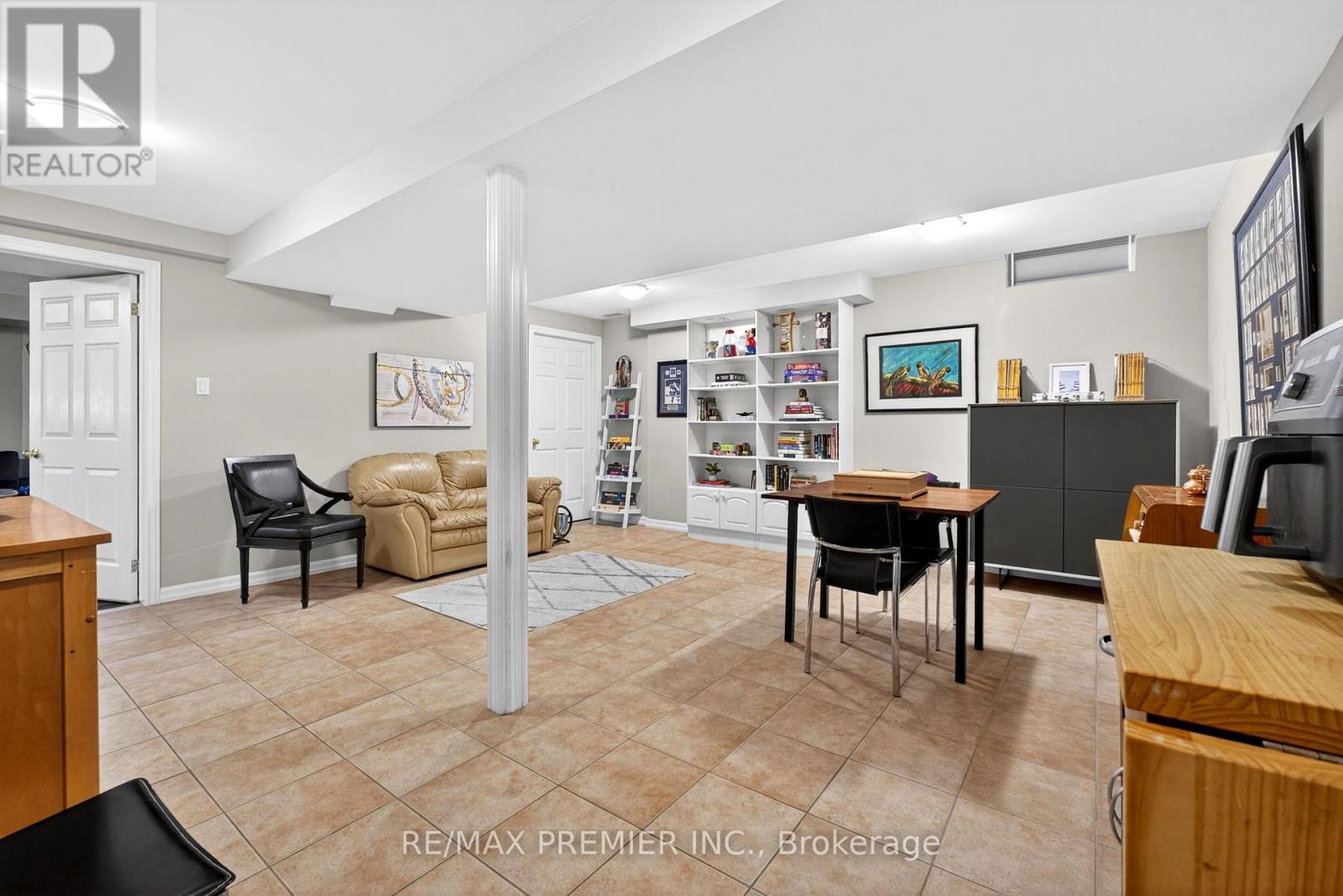 38 Helmsdale Avenue, Vaughan (Maple), Ontario  L6A 2G5 - Photo 38 - N13040136