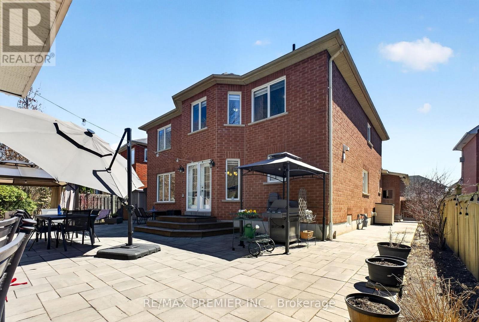 38 Helmsdale Avenue, Vaughan (Maple), Ontario  L6A 2G5 - Photo 50 - N13040136