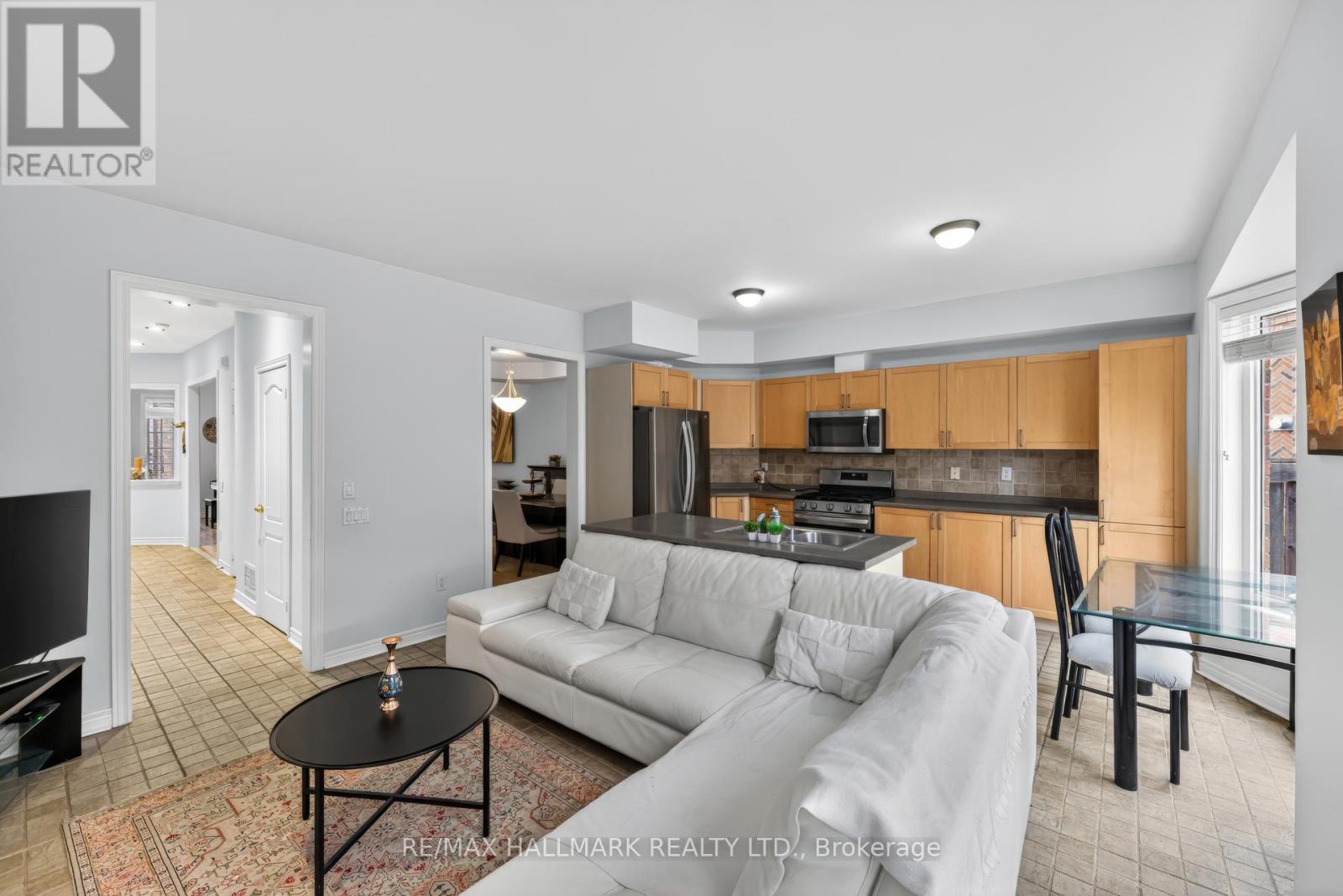 76 Westbury Court, Richmond Hill, Ontario  L4S 2L2 - Photo 12 - N13040170