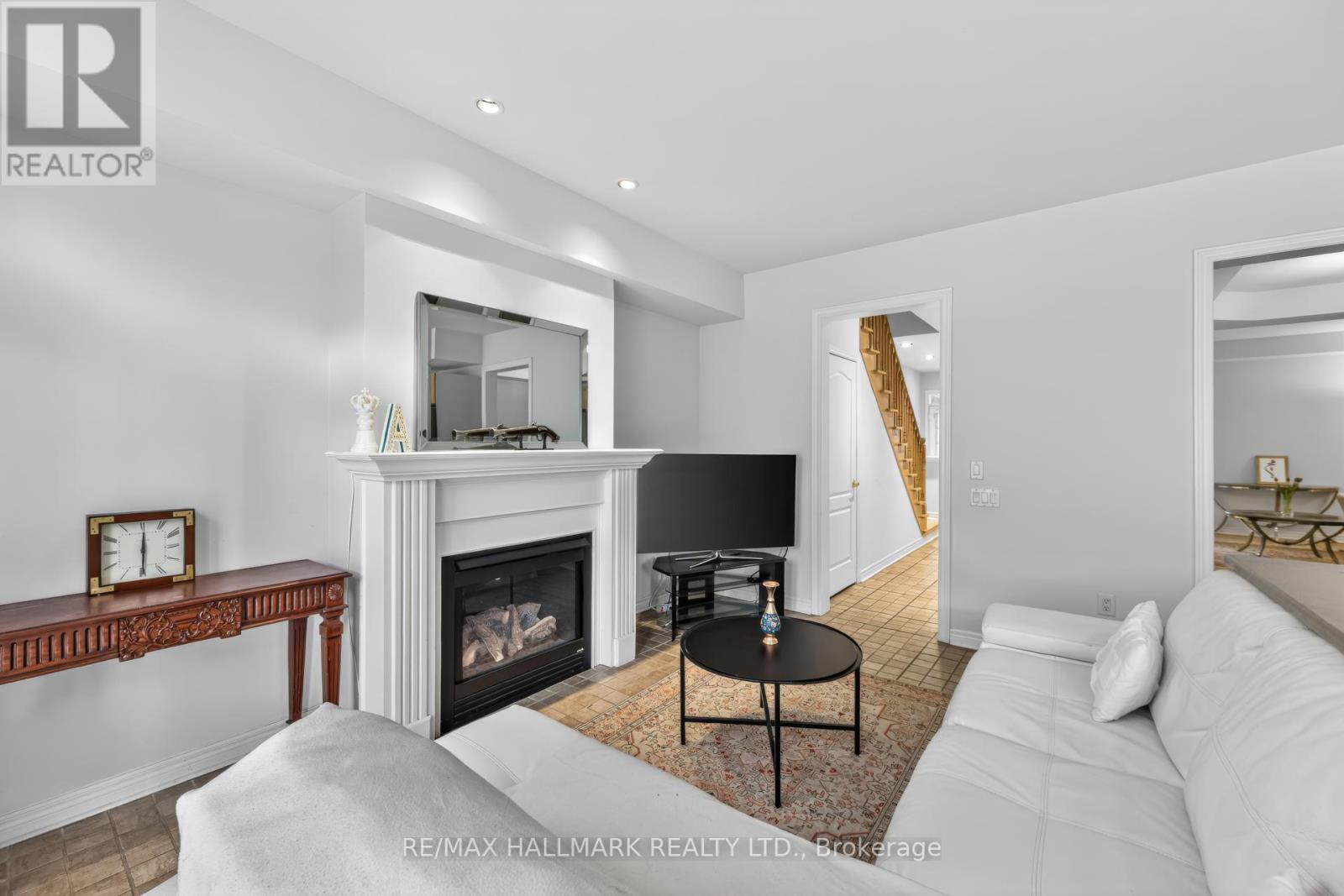 76 Westbury Court, Richmond Hill, Ontario  L4S 2L2 - Photo 14 - N13040170