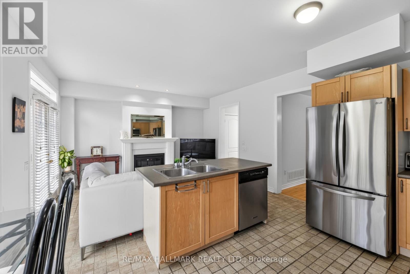 76 Westbury Court, Richmond Hill, Ontario  L4S 2L2 - Photo 19 - N13040170