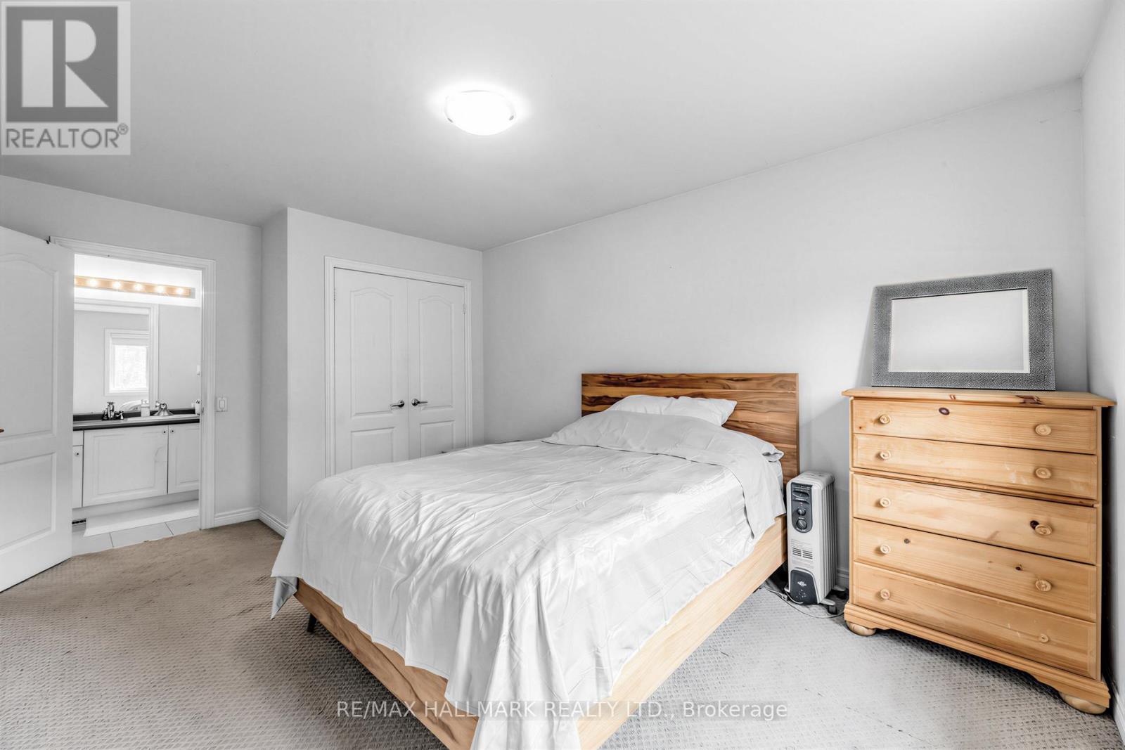 76 Westbury Court, Richmond Hill, Ontario  L4S 2L2 - Photo 31 - N13040170