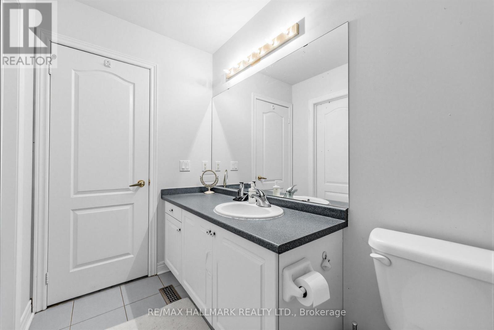 76 Westbury Court, Richmond Hill, Ontario  L4S 2L2 - Photo 35 - N13040170