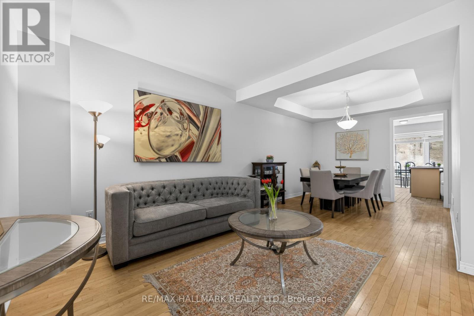 76 Westbury Court, Richmond Hill, Ontario  L4S 2L2 - Photo 4 - N13040170