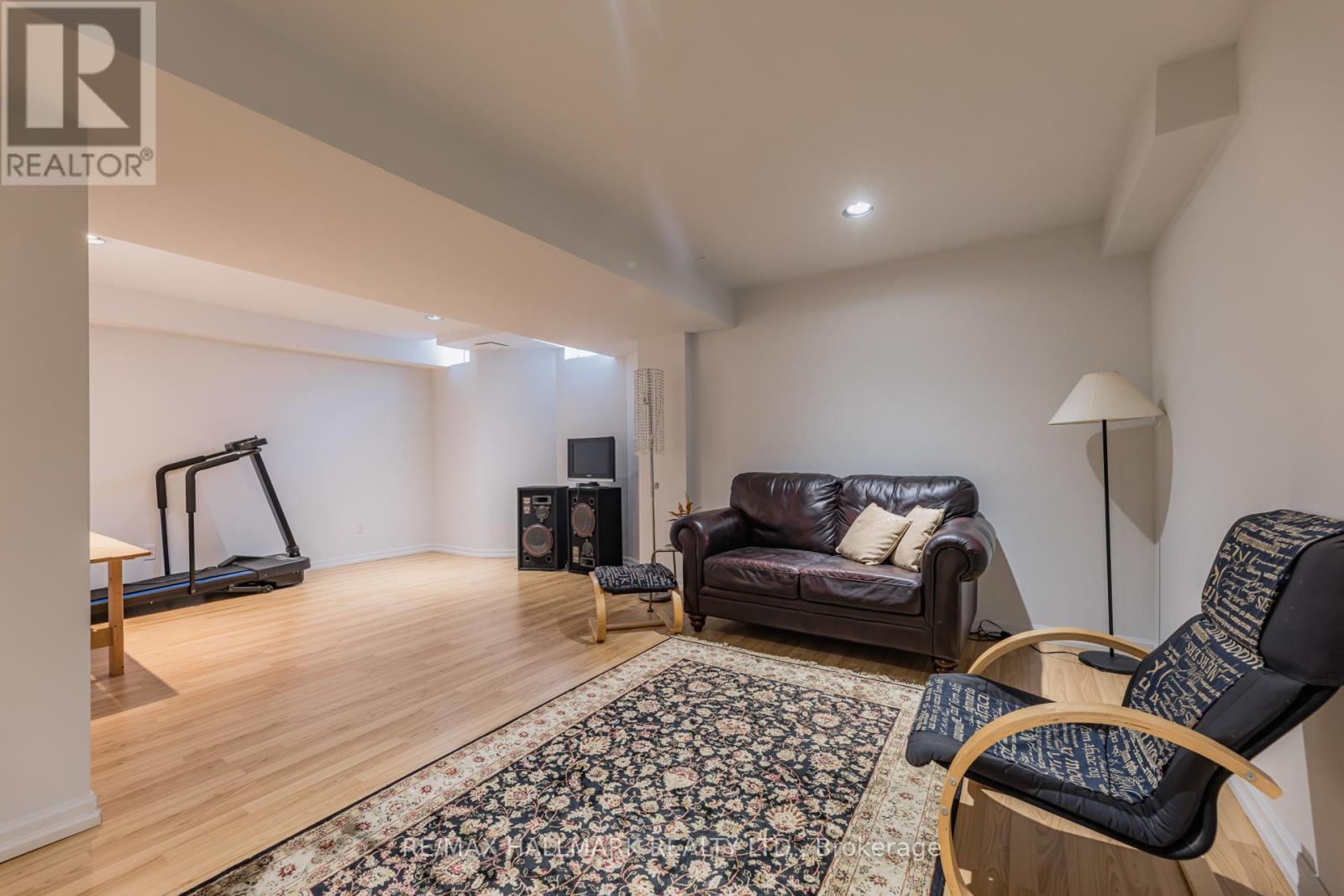 76 Westbury Court, Richmond Hill, Ontario  L4S 2L2 - Photo 41 - N13040170