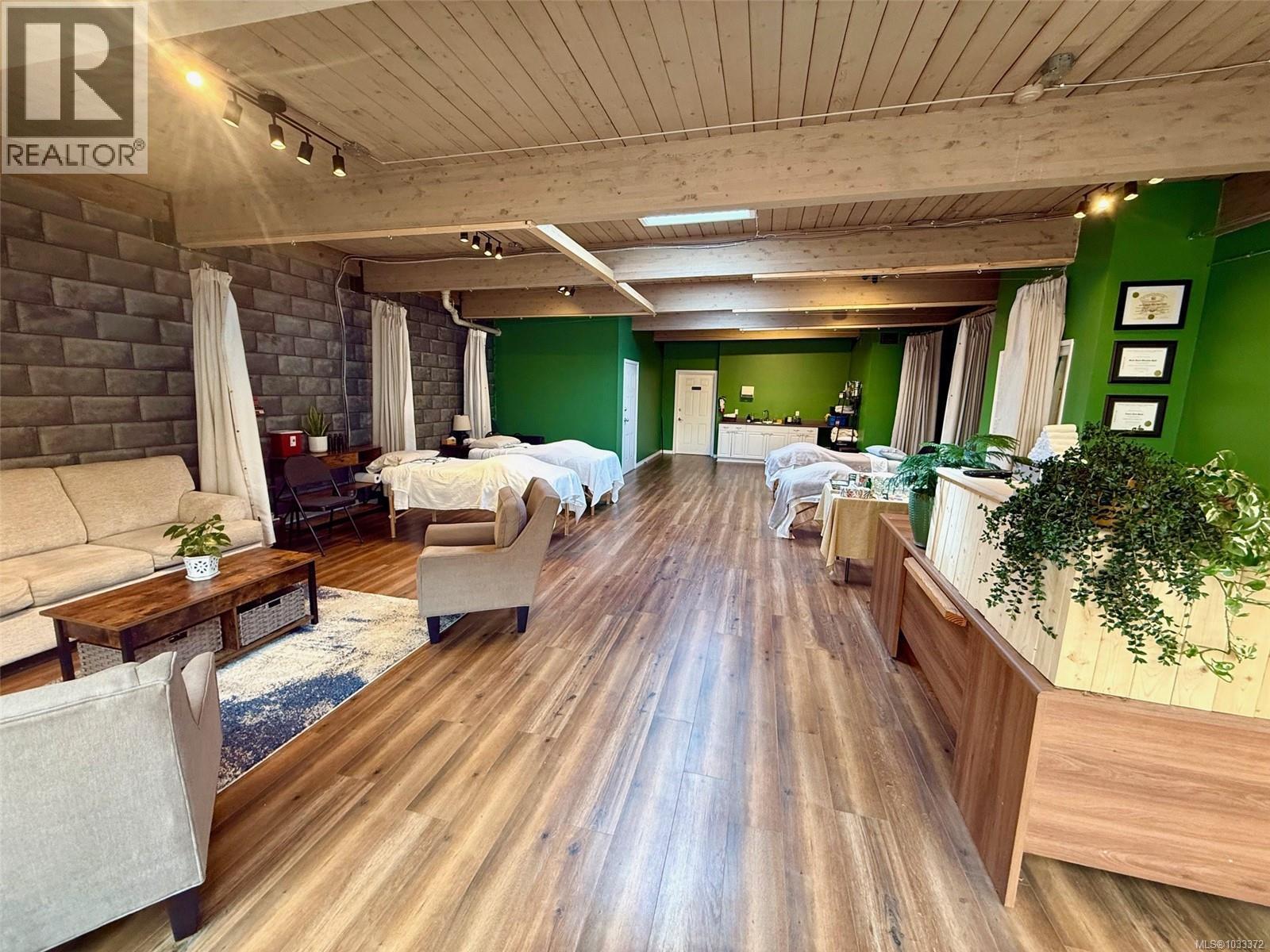 303 531 Yates St, Victoria, British Columbia  V8W 1K7 - Photo 1 - 1033372