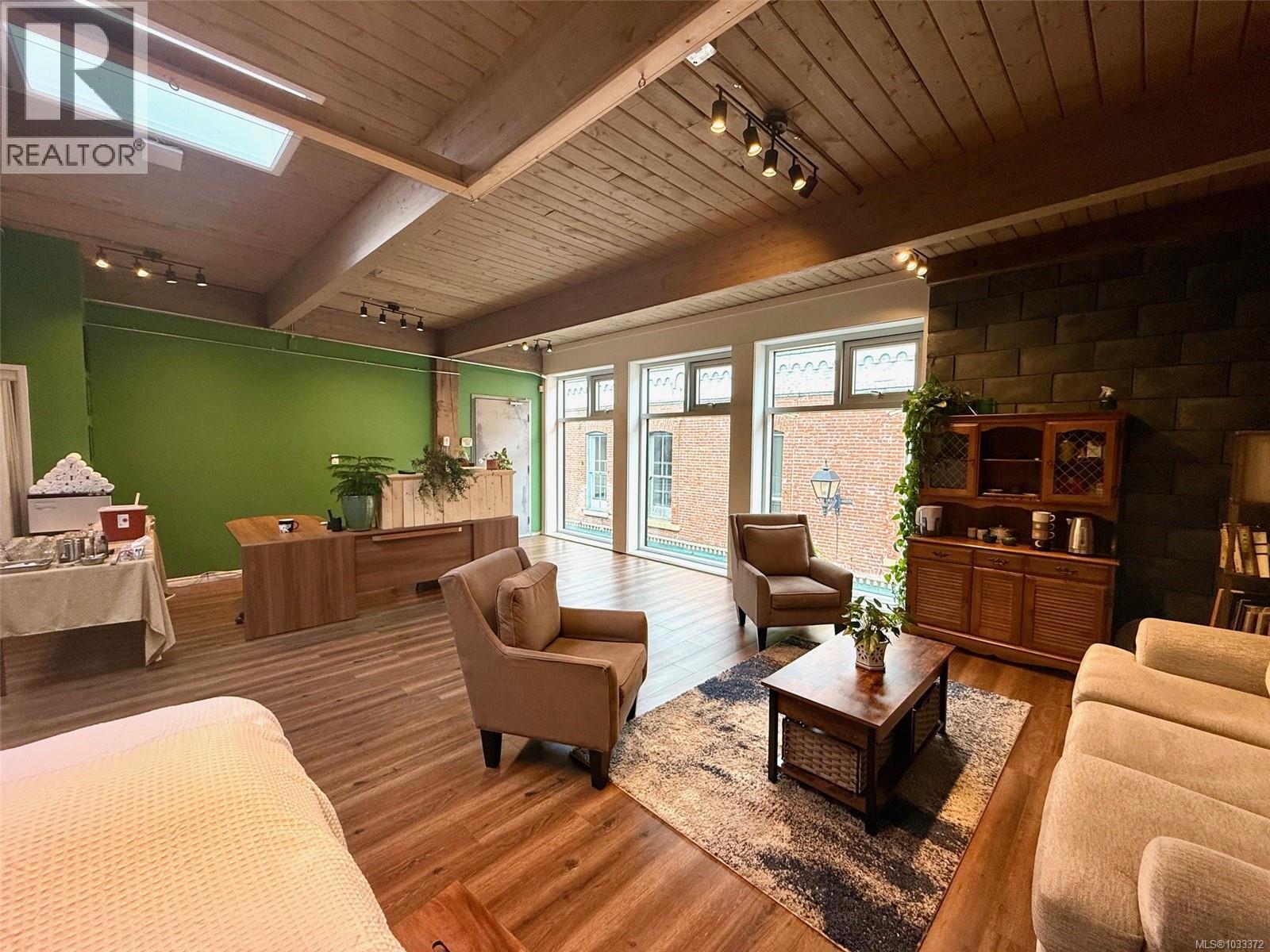 303 531 Yates St, Victoria, British Columbia  V8W 1K7 - Photo 12 - 1033372