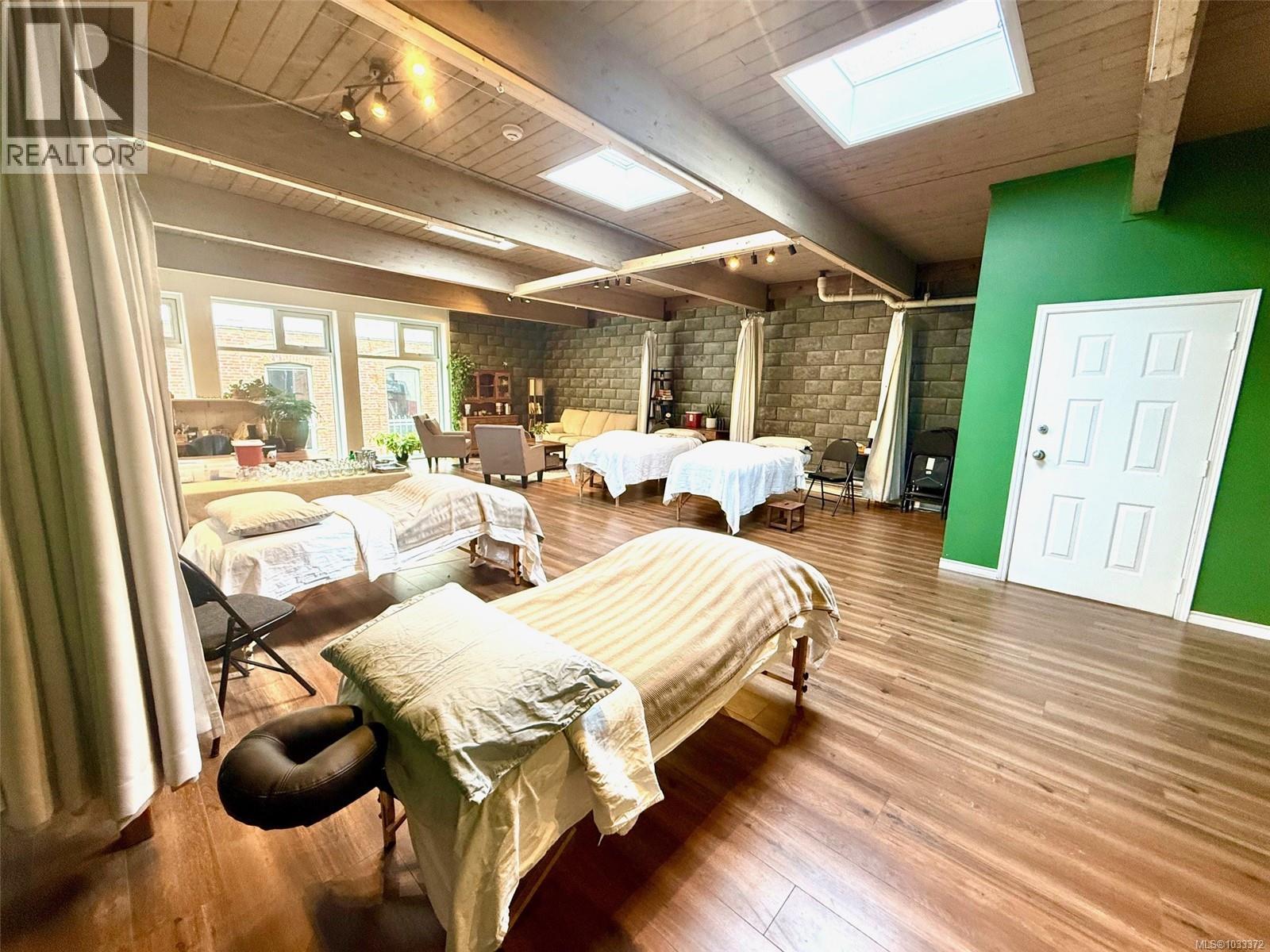 303 531 Yates St, Victoria, British Columbia  V8W 1K7 - Photo 3 - 1033372