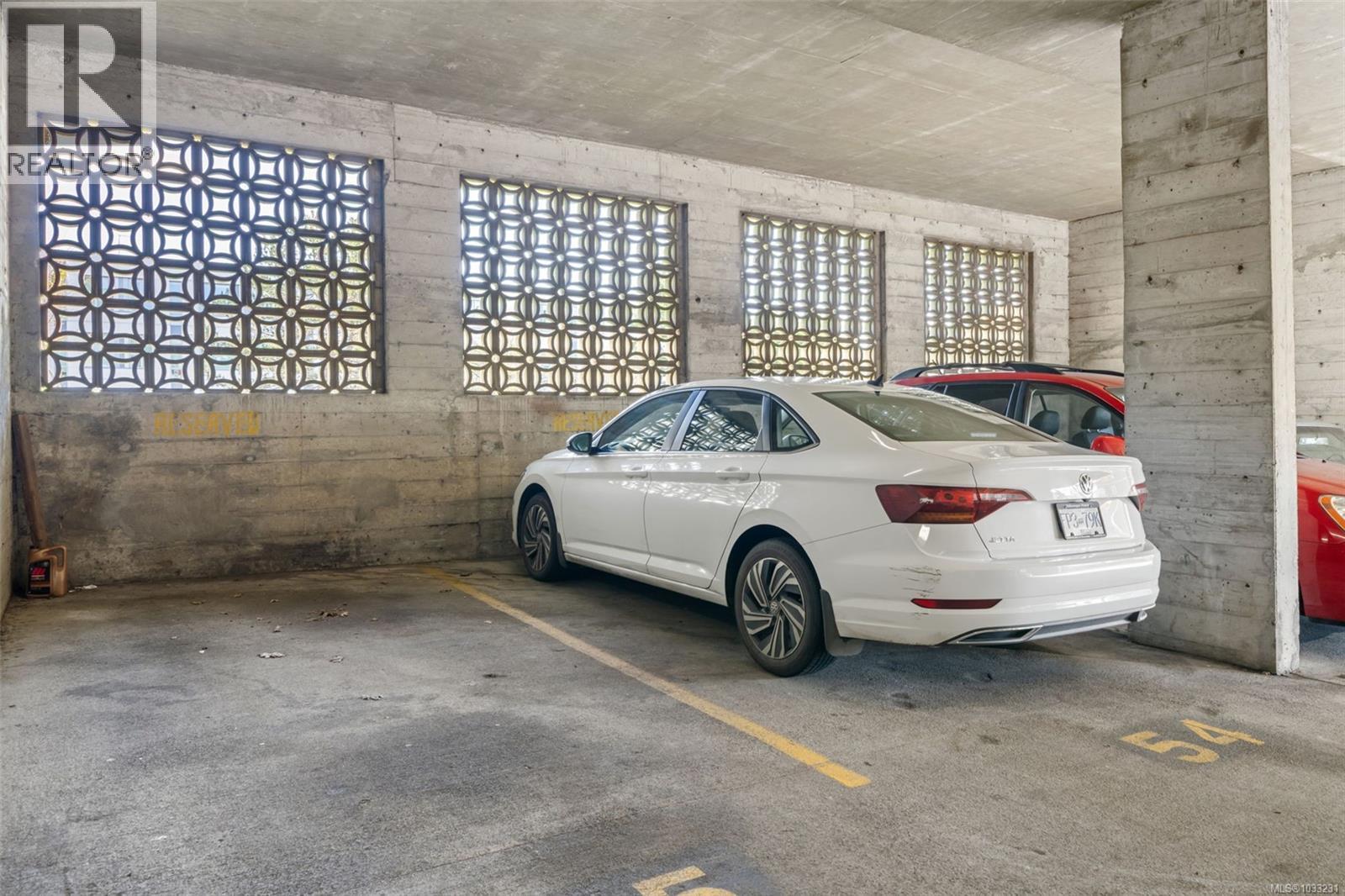 103 3235 Quadra St, Saanich, British Columbia  V8X 1G4 - Photo 26 - 1033231