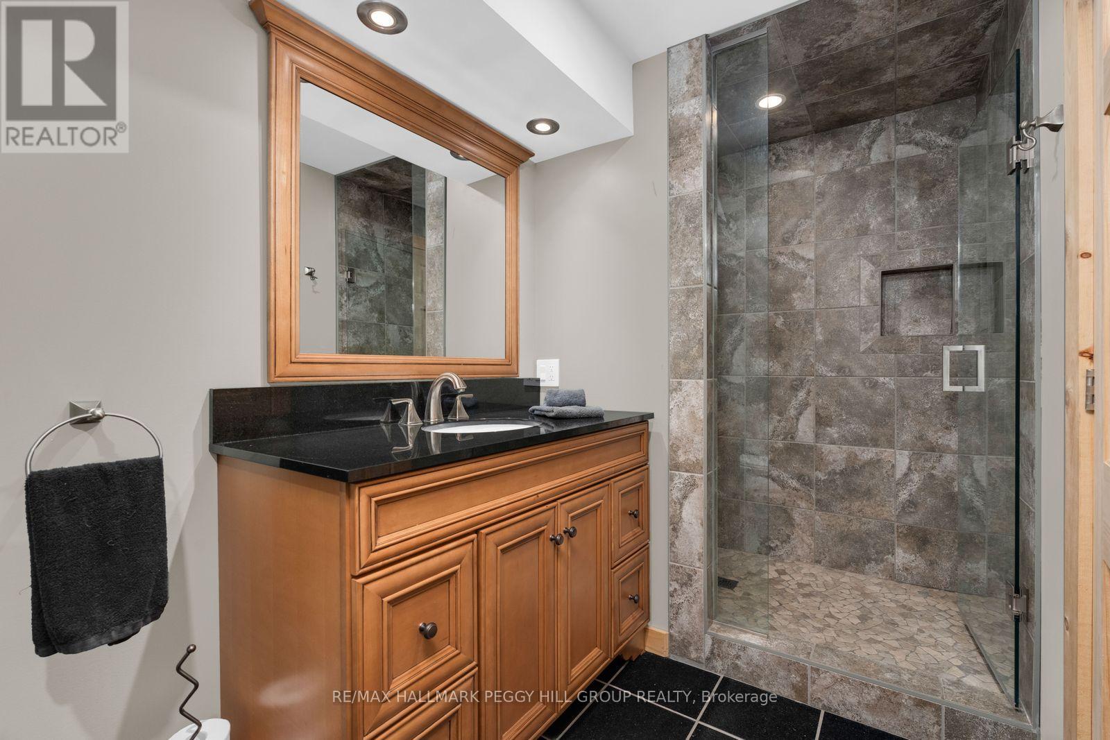 99 Golden Meadow Road, Barrie (Bayshore), Ontario  L4N 7G3 - Photo 25 - S13040124